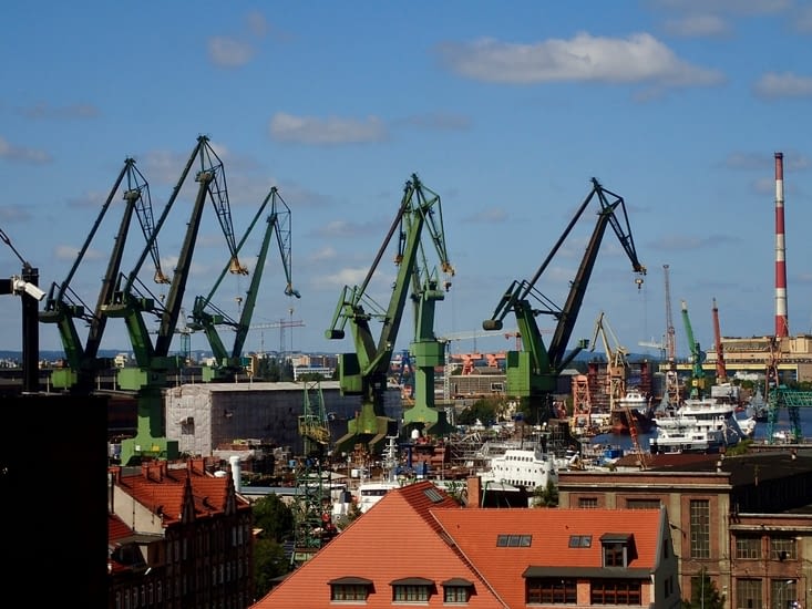 La ŝipkonstruejo Lenino en Gdansk. - Le chantier naval Lénine ̄Gdansk.