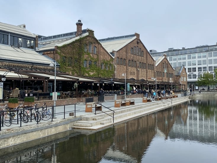 Puis être passés par Nedre Elvehavn, quartier du vieux port et des entrepôts….