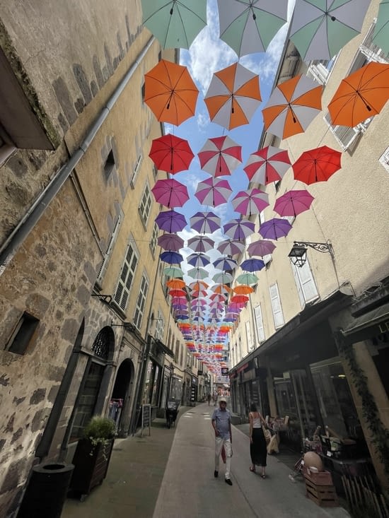 Aurillac et ses parapluies