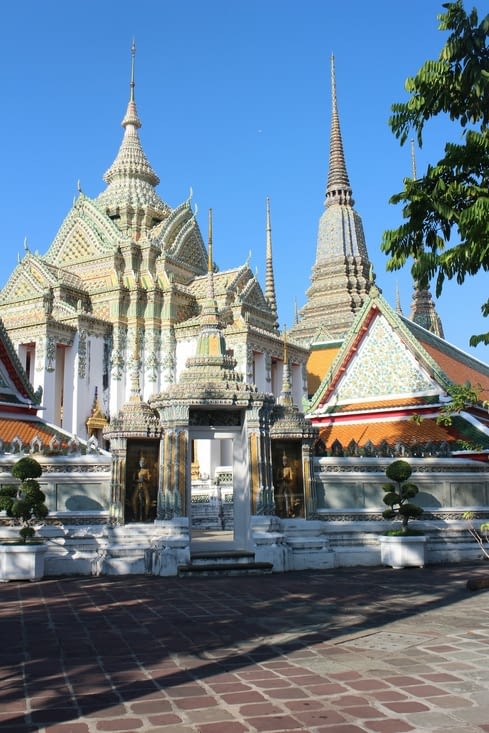 dans l'enceinte du wat Pho