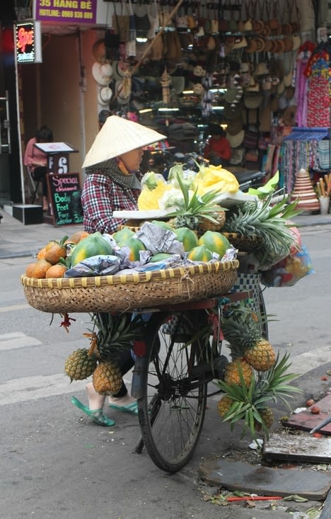 une marchande de fruits