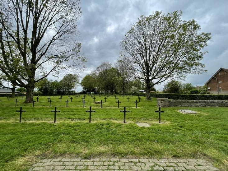 Un autre cimetière militaire allemand !