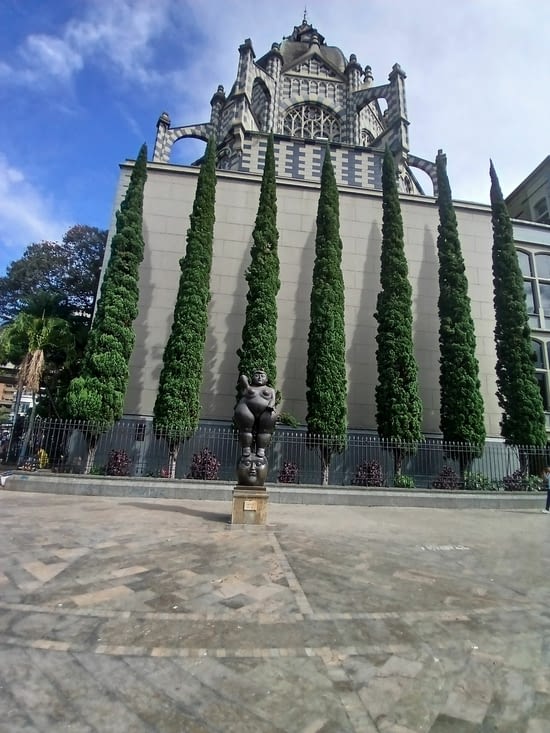 Excursion à Medellin, la place Botero