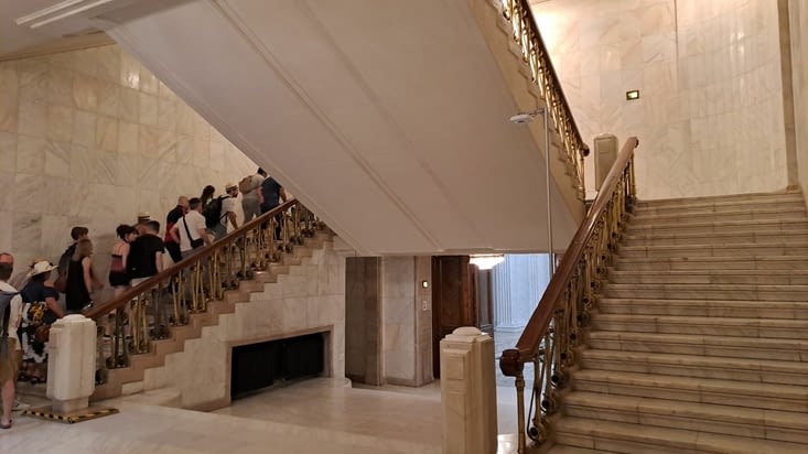 Des escaliers immenses