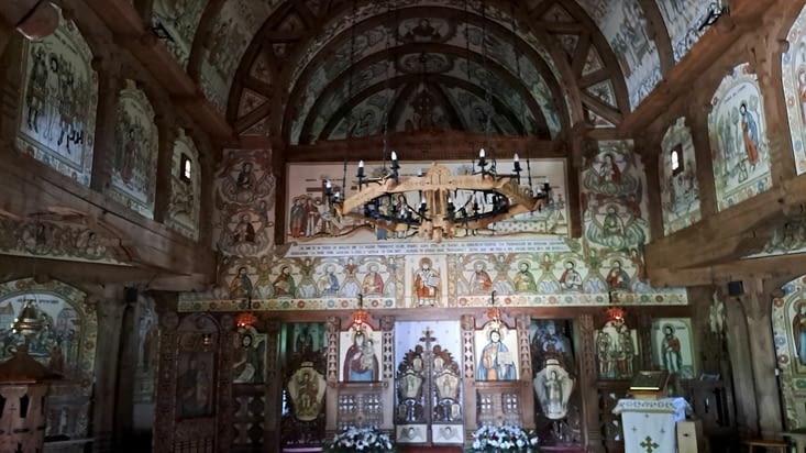 Intérieur de l'église de Barsana