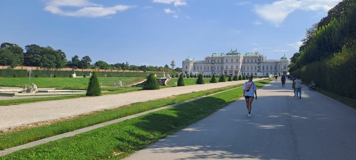 Les jardins de Le Notre entre les deux Palais