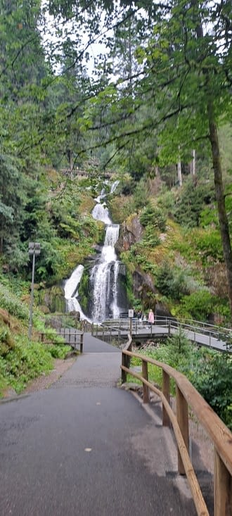 On approche de la 1ère cascade