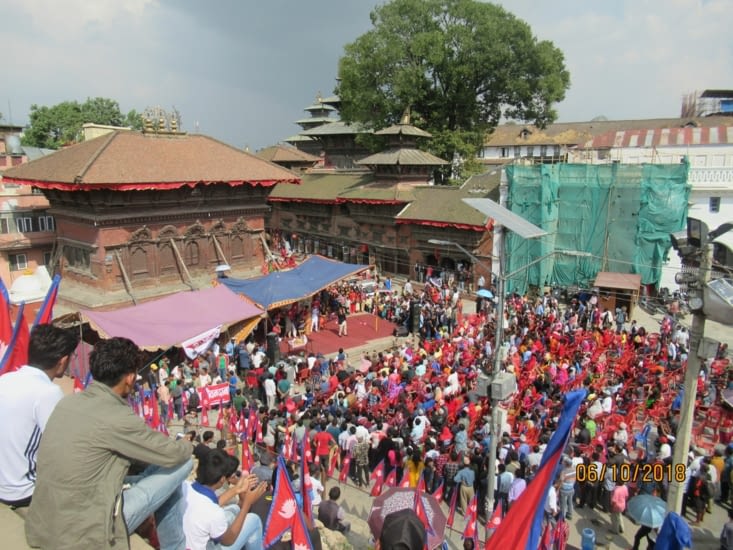 C'est jour de fête au Népal, et notamment à Durbar Square