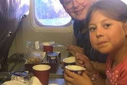 Premier repas dans l'avion !!